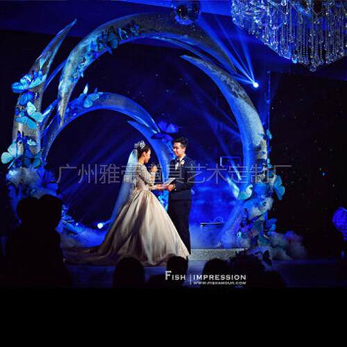 婚庆道具拱门婚礼舞台布置月亮玻璃钢雕塑商场中庭DP点场景
