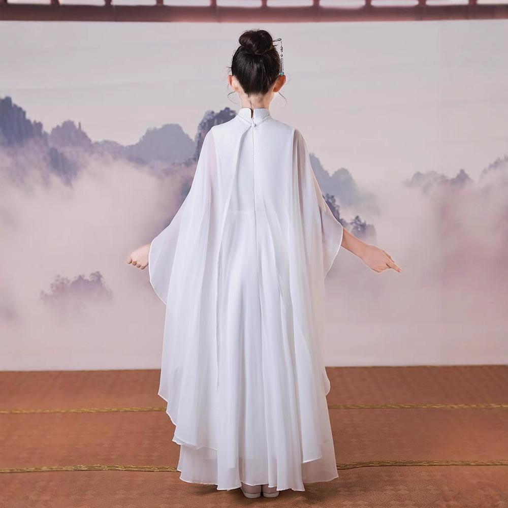 古典舞中国女童古筝演出民乐汉服