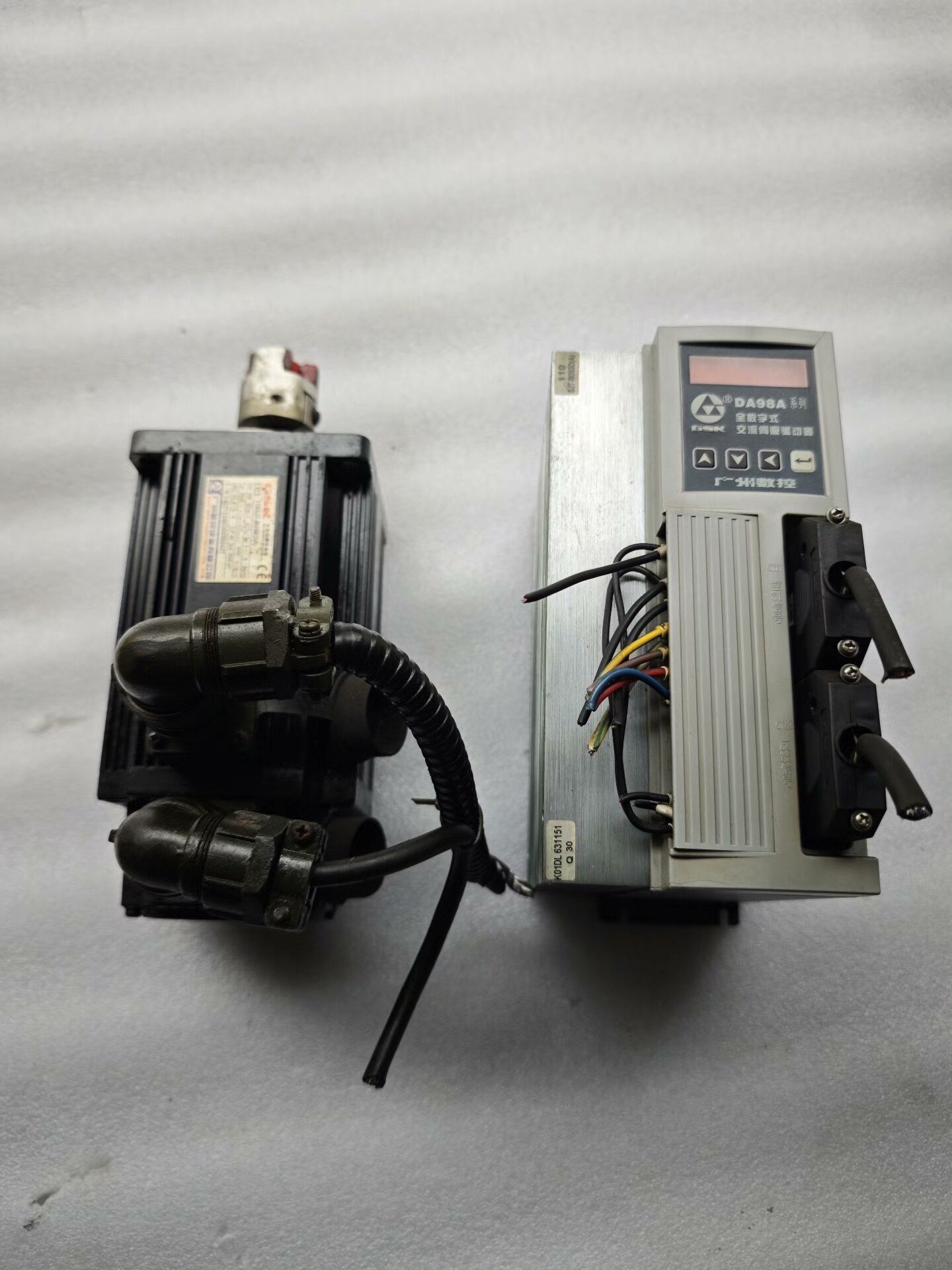 广数数控套装驱动器 DA98A-15