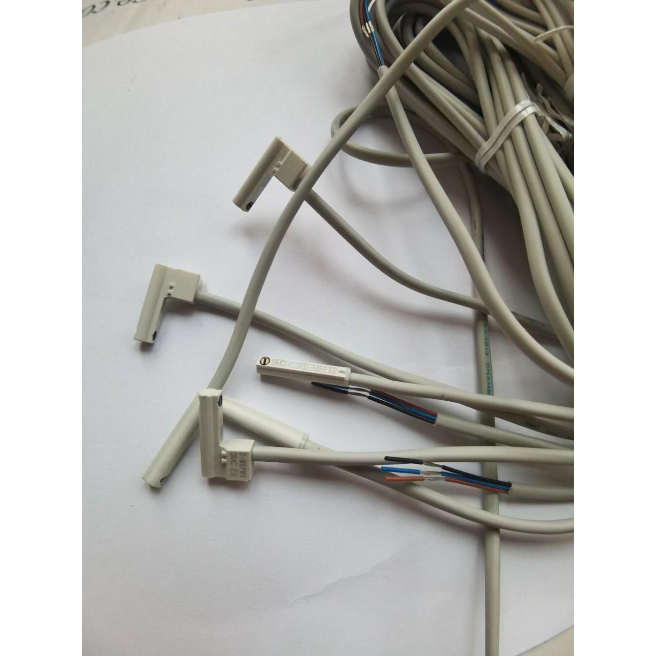 汽缸磁性开关 D-M9PL. D-M9PWVL