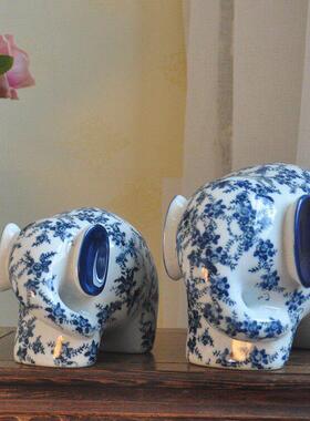 景德镇一对大象青花瓷母子象工艺品装饰家居新房陶瓷摆件北欧中式