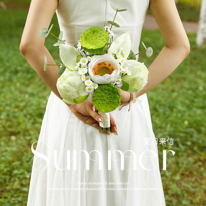 陌歌新中式成品仿真荷花手捧荷叶莲蓬假花束摆设拍摄道具
