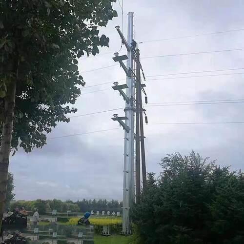 输电线路钢杆 钢管杆组装 钢杆打桩钻孔 结构稳定 万国实体厂家
