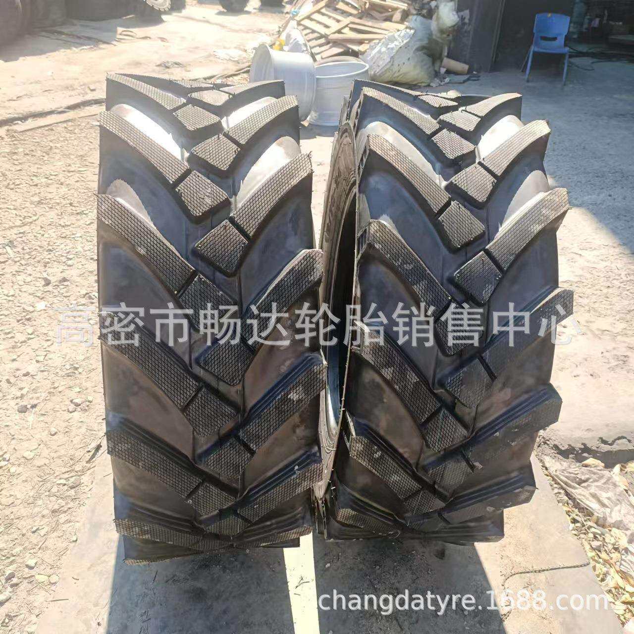 工程装载机越野人字花纹轮胎 16/70-24铲车轮胎 16/70-24