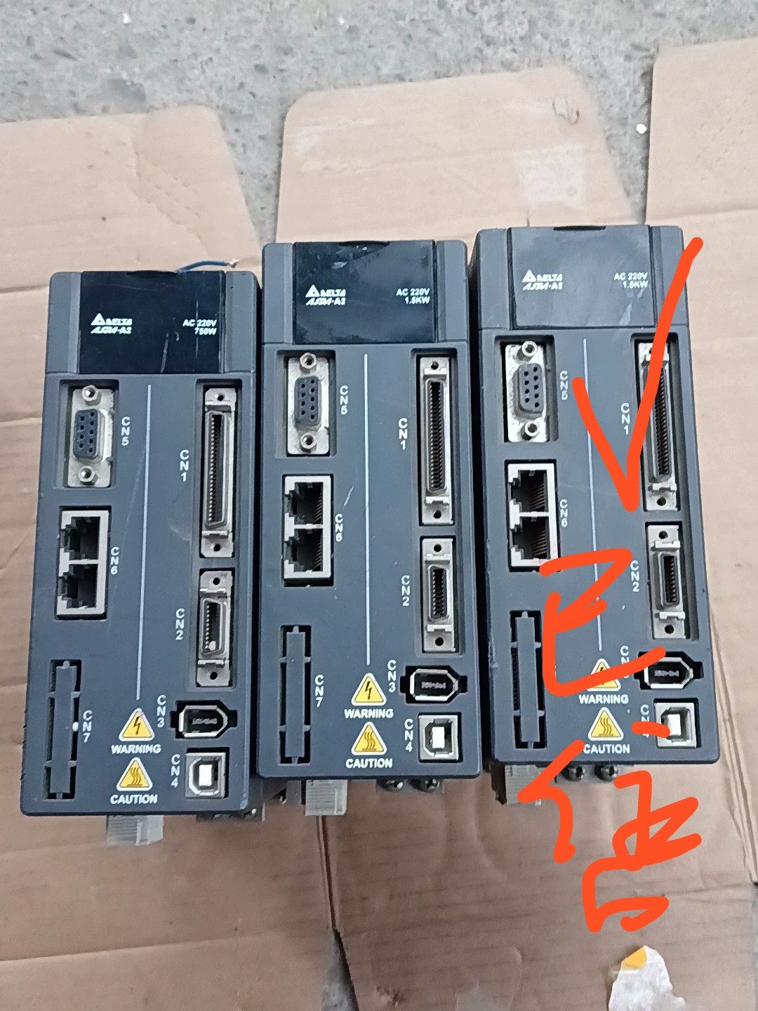 台达ASD-A2-1521-F驱动器，220v0.75kw一