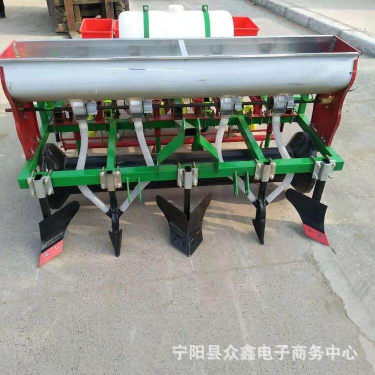 河北起垄种花生的机子一垄两行两垄四行可选鸭嘴膜上精播机