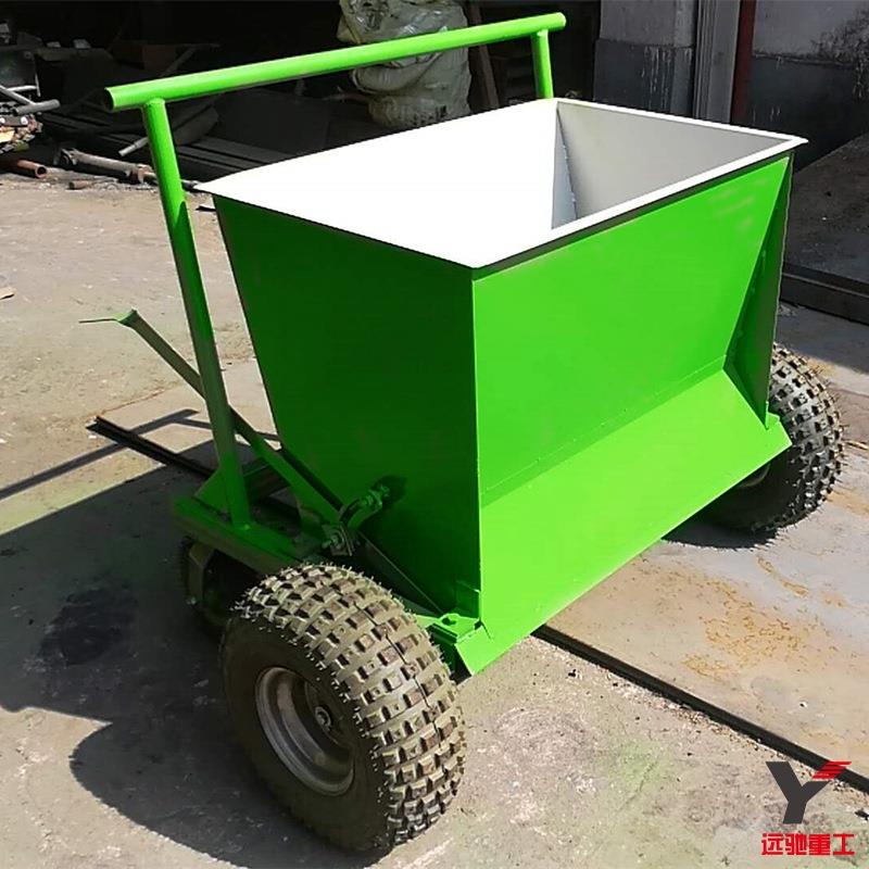 【不伤草皮】塑胶跑道充沙机精品细沙铺沙机四轮草坪漏沙设备
