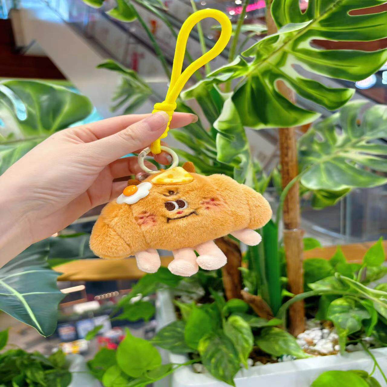 蜜蜂小狗车挂件车载香薰摆件可爱出风口装饰男女新车礼物七夕礼物