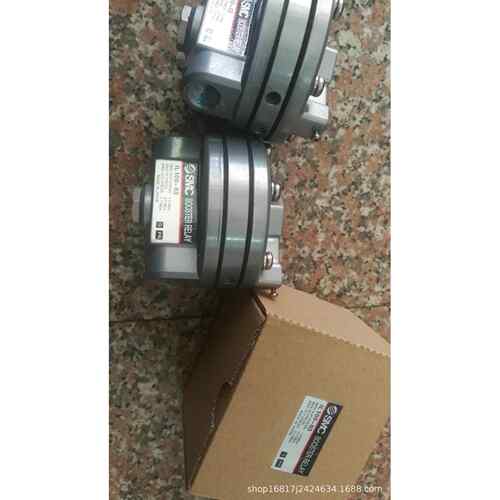 SMC气源增速器IL100-02L放大器IL100-0 EIL100-F02 EIL100-F0
