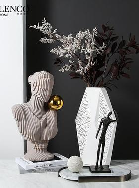 现代轻奢切形女人物艺术雕塑样板房办公室书柜创意家居工艺品摆件