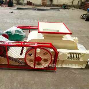 2PG750 500型對(duì)輥破碎機(jī)石英砂陶瓷碳酸鈣破碎制砂設(shè)備廠家直銷