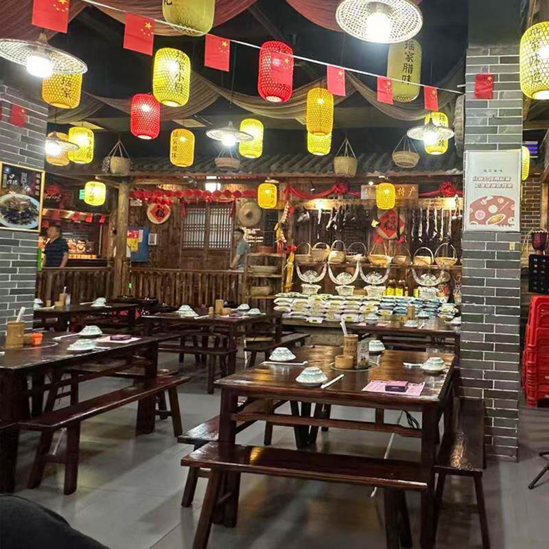 A6T实木复古火锅八仙桌椅板凳饭店大排档市井烧烤店江西土菜馆四