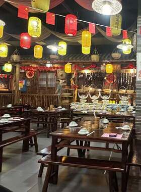 A6T实木复古火锅八仙桌椅板凳饭店大排档市井烧烤店江西土菜馆四