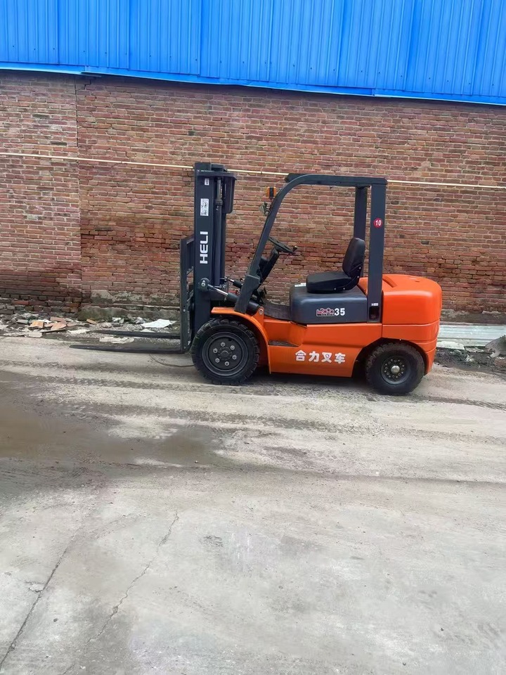 11月7日天津合力3.5吨叉车升高3米网络拍卖公告