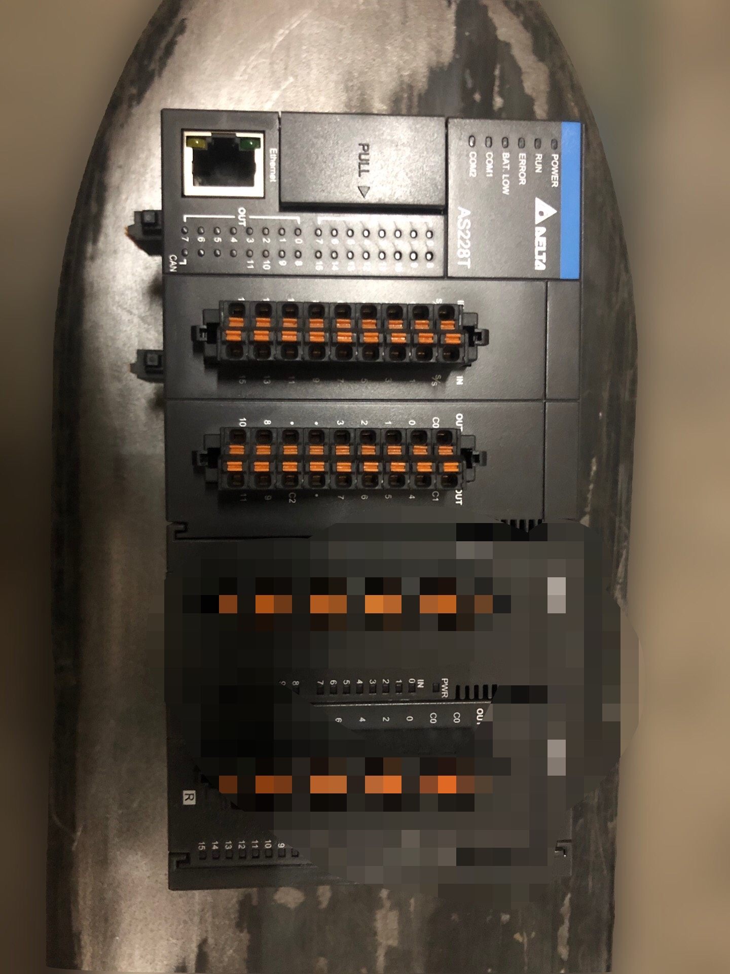 台达PLC型号：AS228T-A主机，周期21年份，标价主机