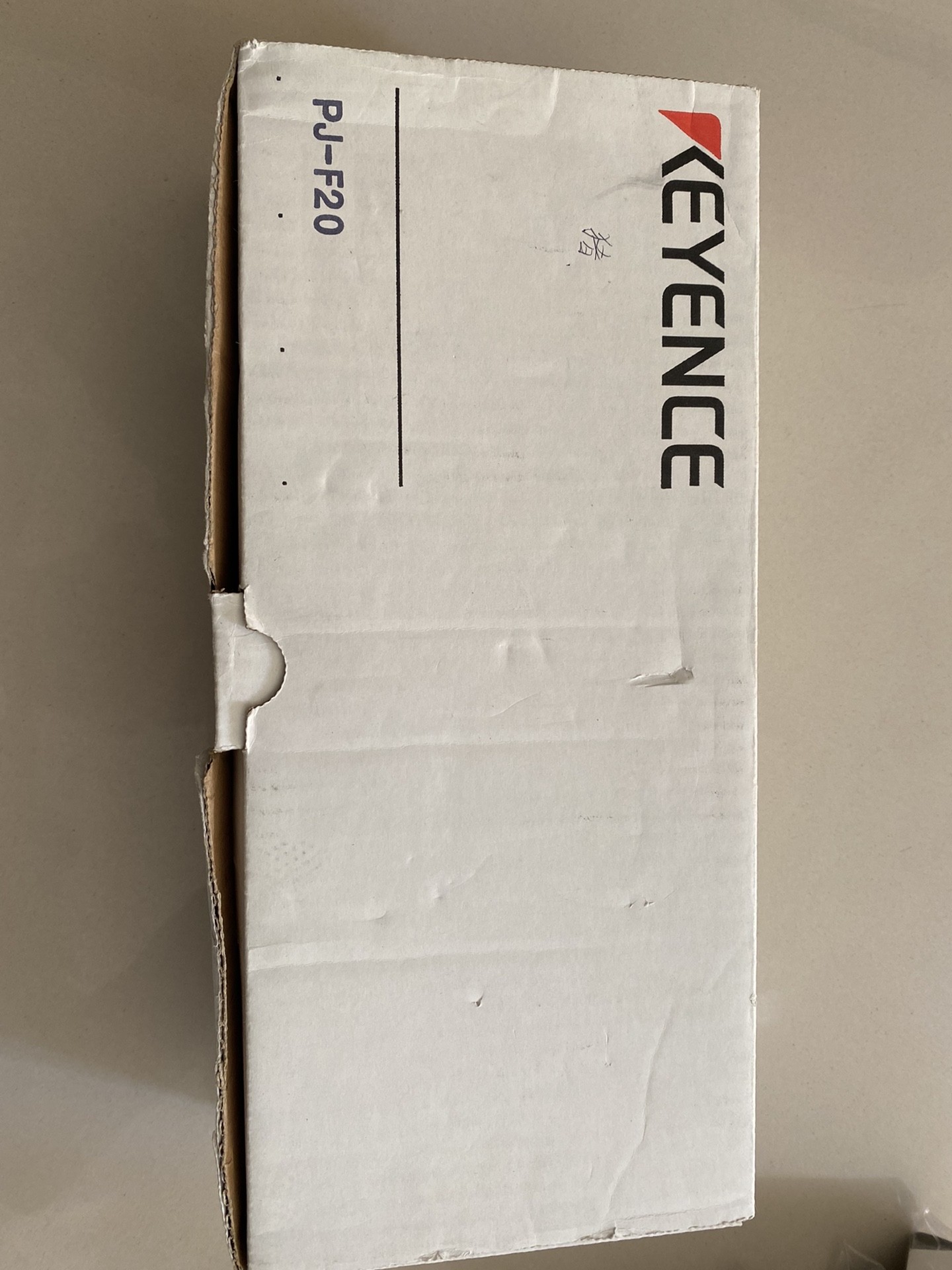 基恩士 光栅传感器 PJ-F20 全新原装一个 全新无包装一