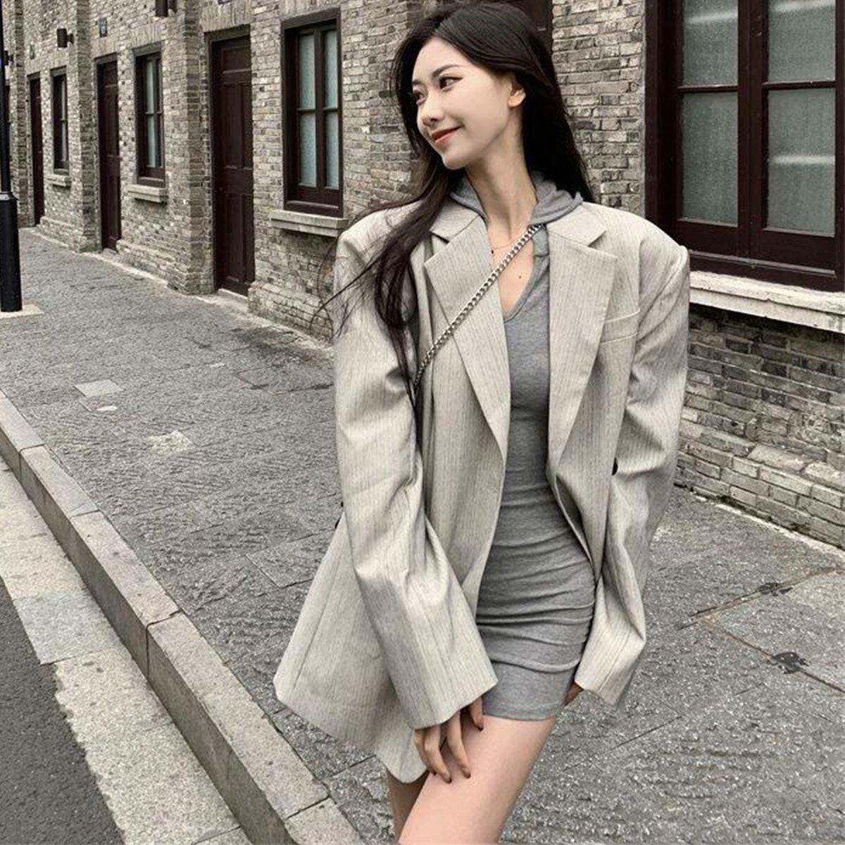 2026春夏休闲西服独特漂亮巨好看的小个子薄款气质名媛西装外套女