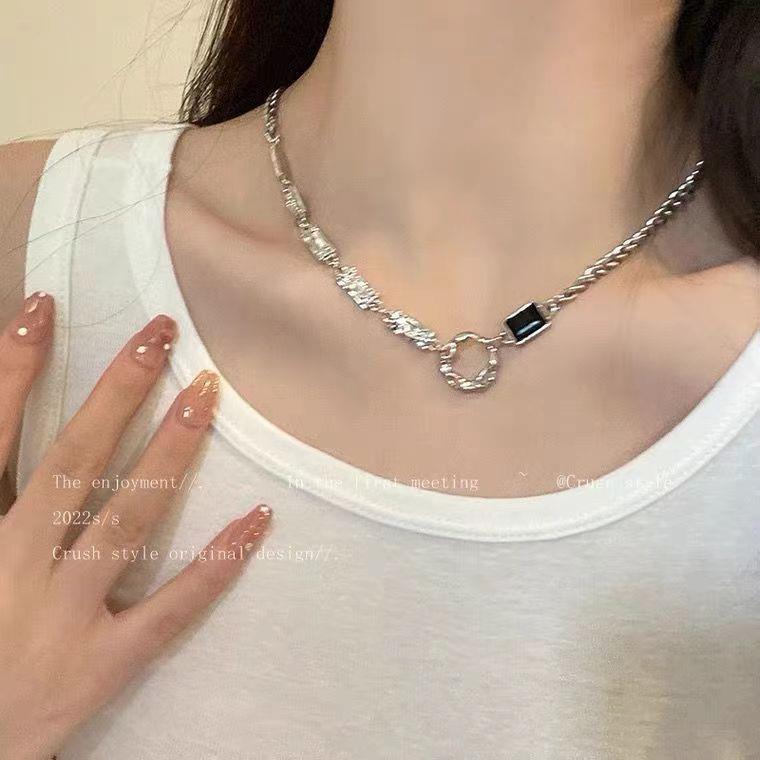 圆圈镂空项链女ins小众设