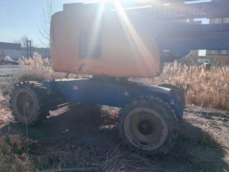 1月29日太原运想柴油曲臂高空作业车一台作业高度18米网络拍卖公告