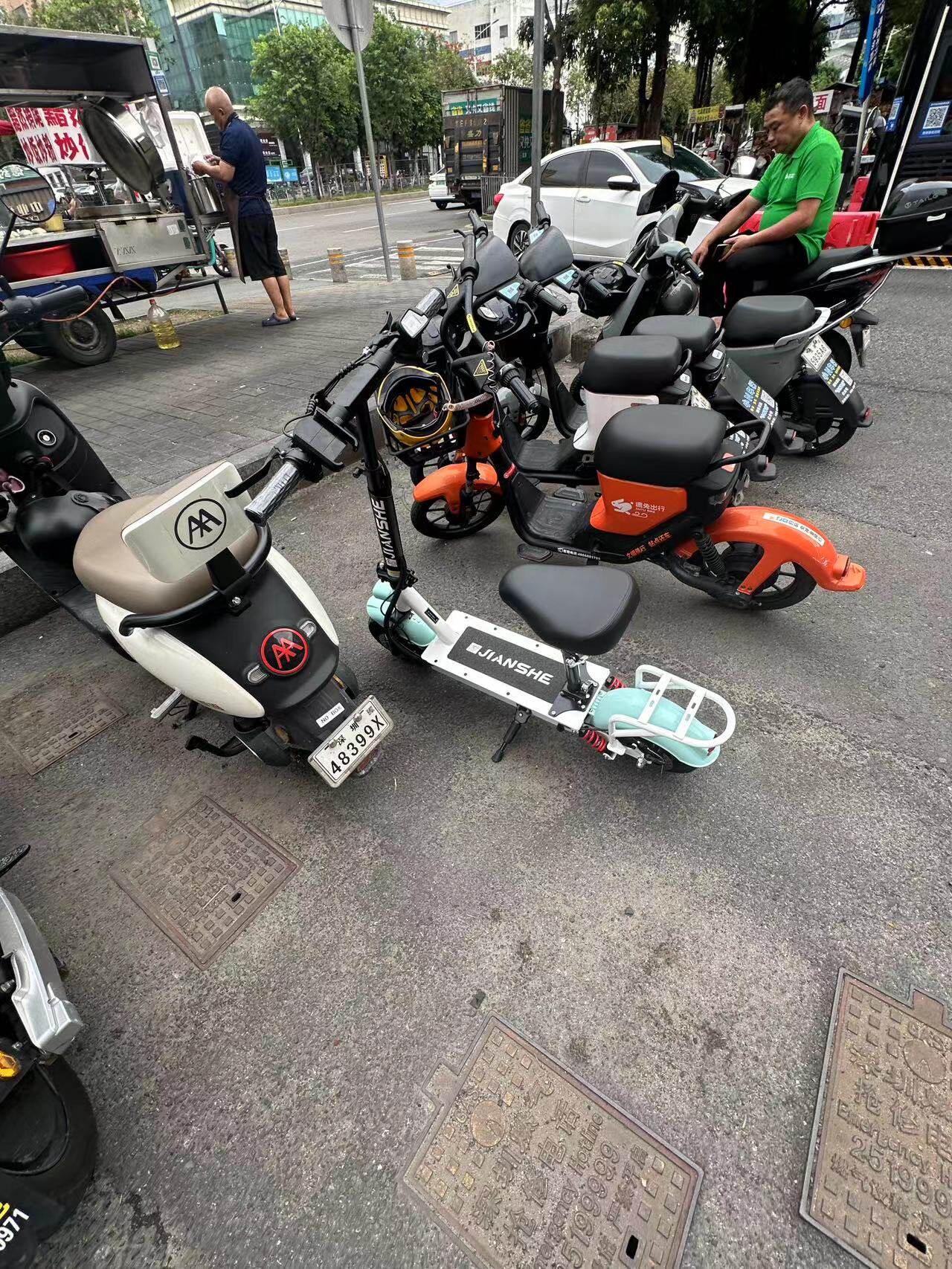 Электросамокат Jianshe 1500 Вт, запас хода 300 км, 14 амортизаторов, NFC, складной photo review