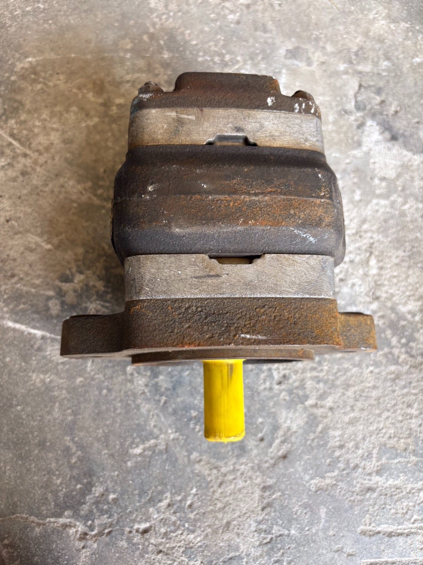 全新原装力士乐油泵PGH3-12/013RE07MU2一个图