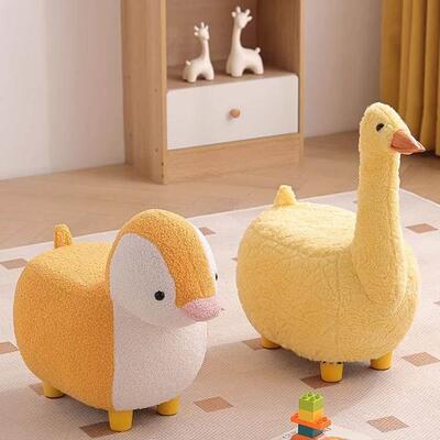 适用儿童小凳子家用客厅万向轮网红矮凳换鞋凳可爱卡通动物坐凳小