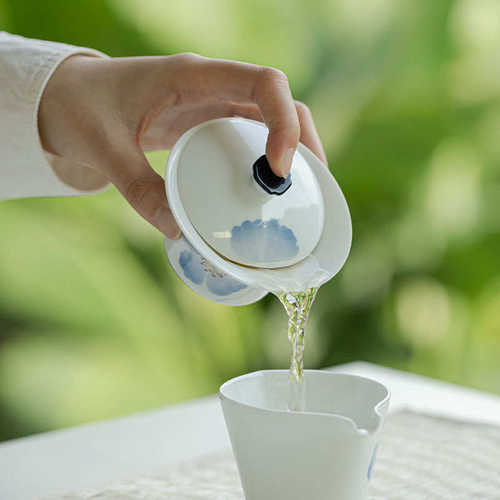 束刻白瓷玉泥马蹄二才盖碗陶瓷手绘功夫茶具喝茶泡茶碗薄胎不烫手