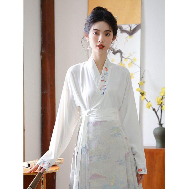 新品汉元素马面裙搭配汉服衬衫女春季超仙交领衬衣新中式国风绣花
