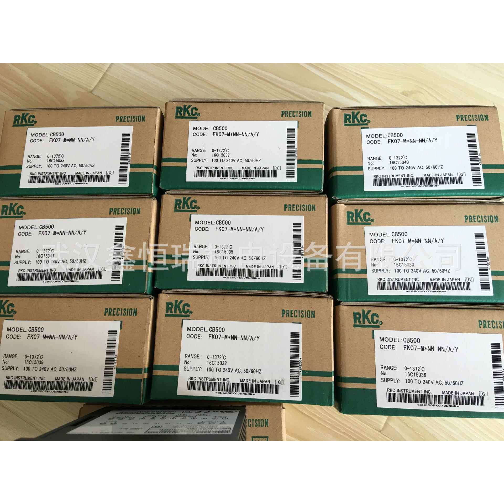 温控表CH402FD10-V*AN CH402FK05-8*AA现货