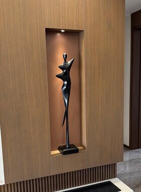意式极简人像雕塑摆件轻奢感客厅玄关过道竖高艺术大气装饰品其他
