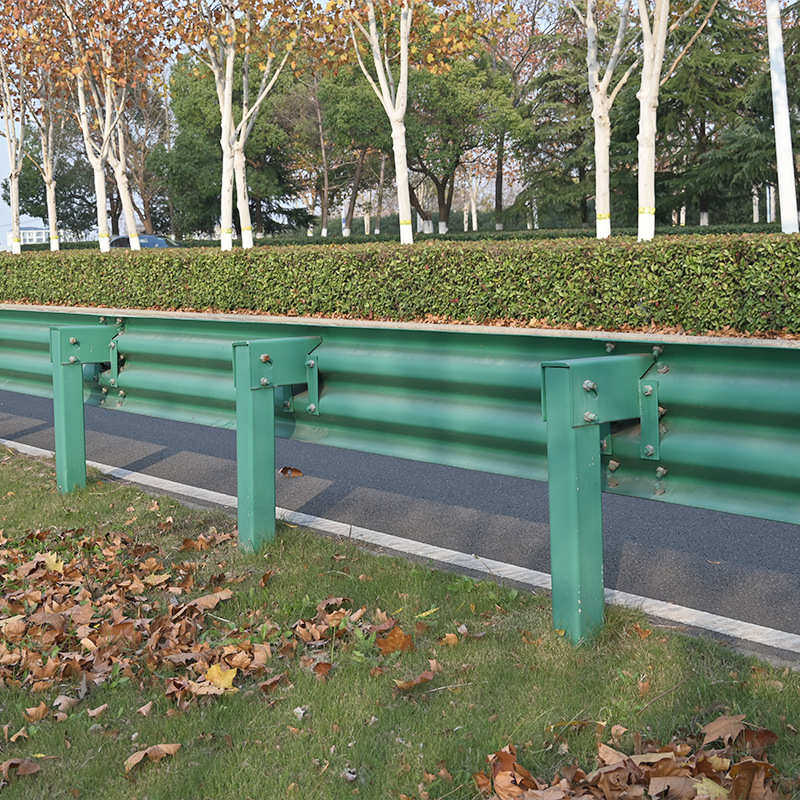 厂家批发乡村道路高速公路波形护栏三波热镀锌喷塑防撞梁钢护栏板,五金/工具,护栏/隔离栏,淘宝优惠券,粉丝福利购,淘宝优惠卷
