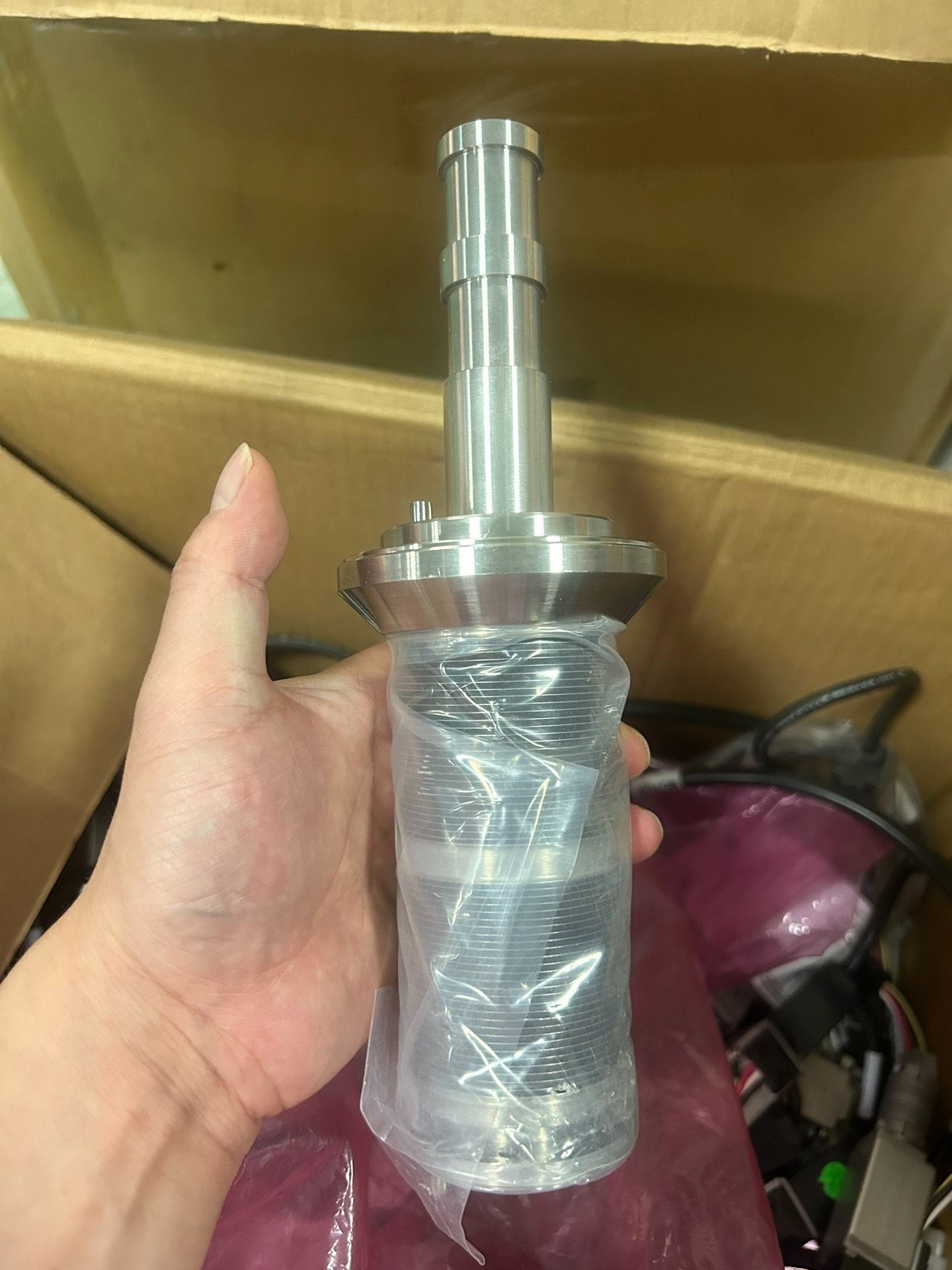 AMAT应用材料波纹管 0190-28768，型号清晰可见，