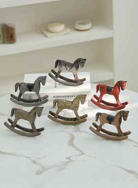 复古怀旧木马摆件ins风客厅卧室玄关木雕摇摇马木制桌面装饰摆件