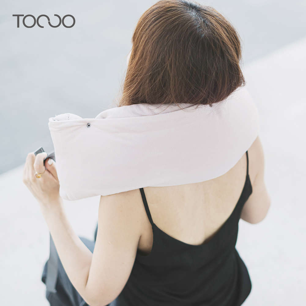 Tocco/洮卡 二合一多用颈枕披肩 靠枕出行办公盖毯可折叠