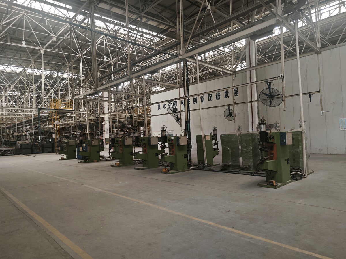 5月25日绵阳市华瑞公司焊装车间焊装生产线公用设备网络拍卖公告