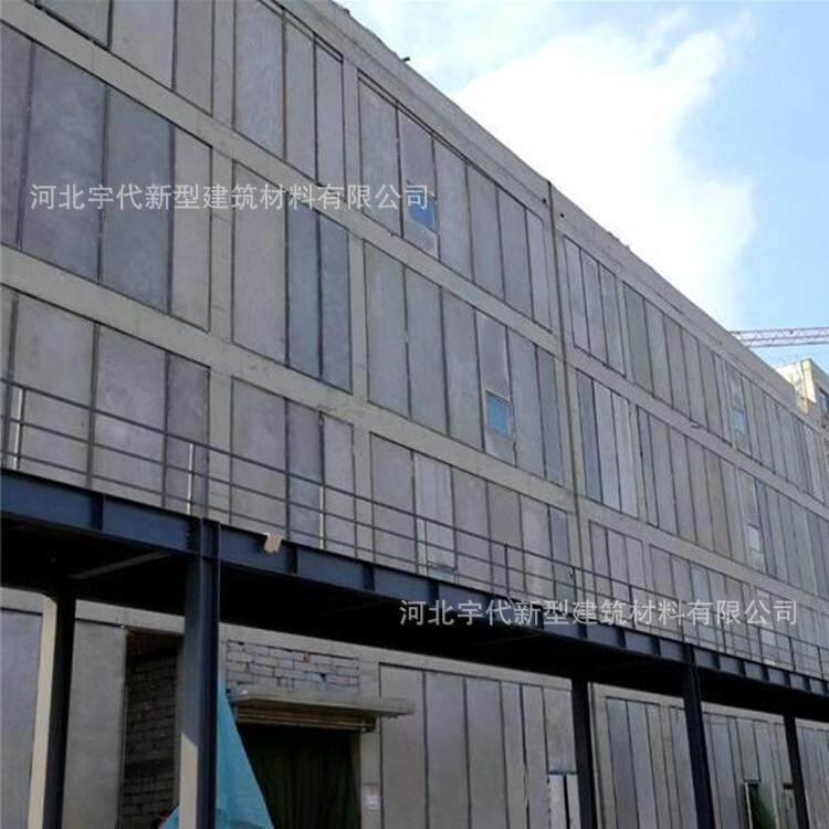 陕西延安市钢骨架轻型外墙板保温隔热新型材料预制墙板