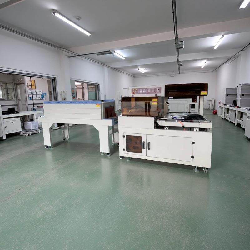 全自动热收缩包装机高效节能封切机食品化妆品日用品包装设备