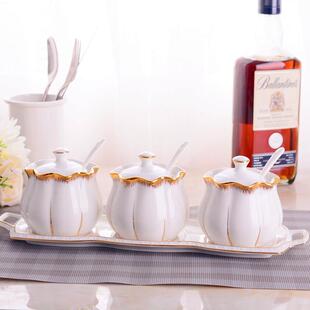 描金陶瓷调味罐带瓷盘套装骨瓷调料罐三件套送勺带盘厨房用品套