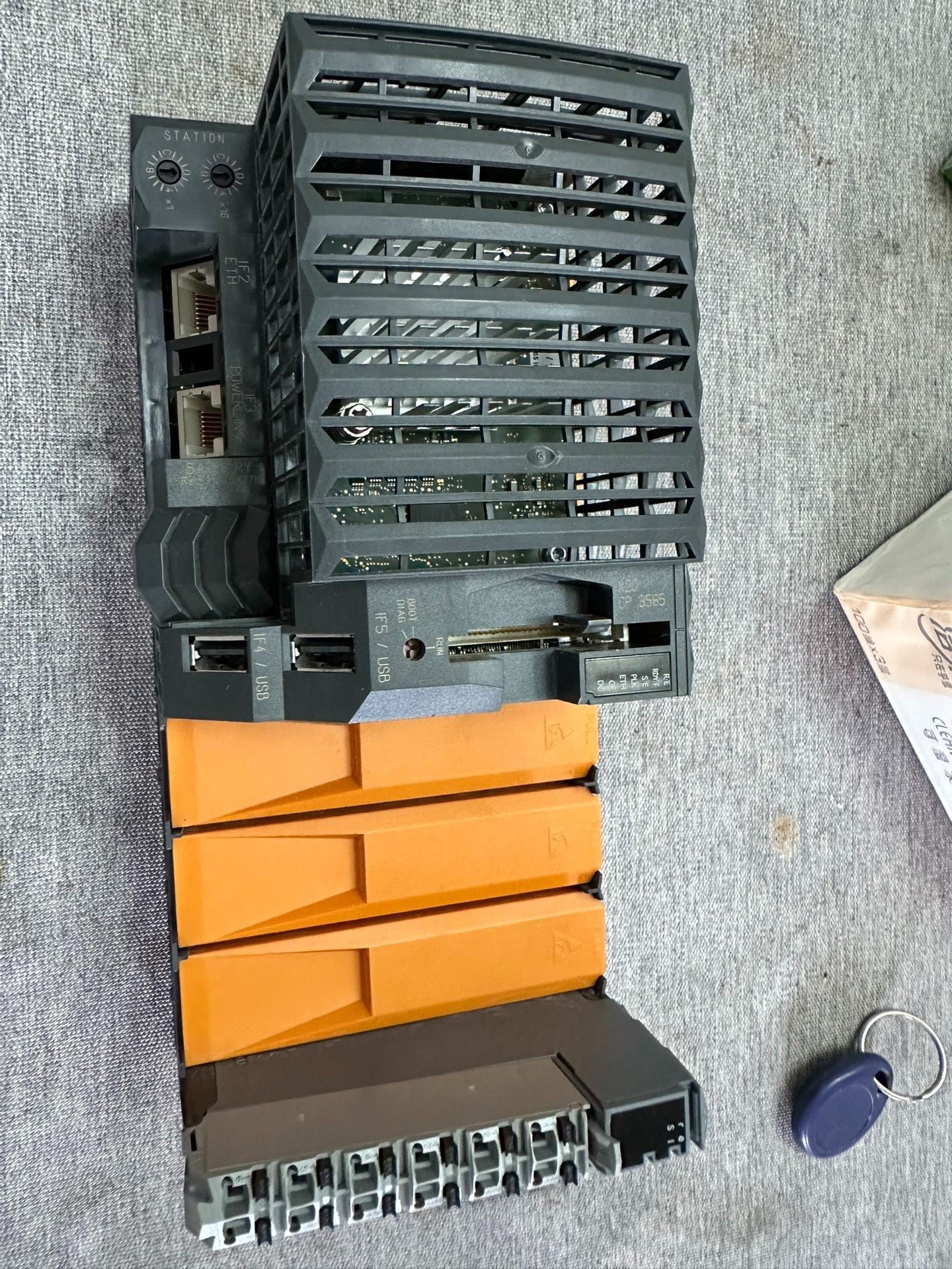 贝加莱X20CP3585功能包好，成色几乎充新，实图拍摄，不