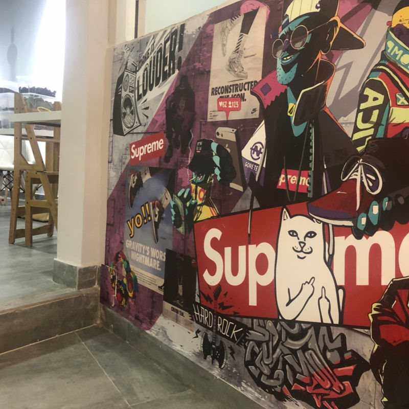 潮牌墙纸贴纸海报服装潮流壁画INS风森系背胶撕开可贴宿舍墙画