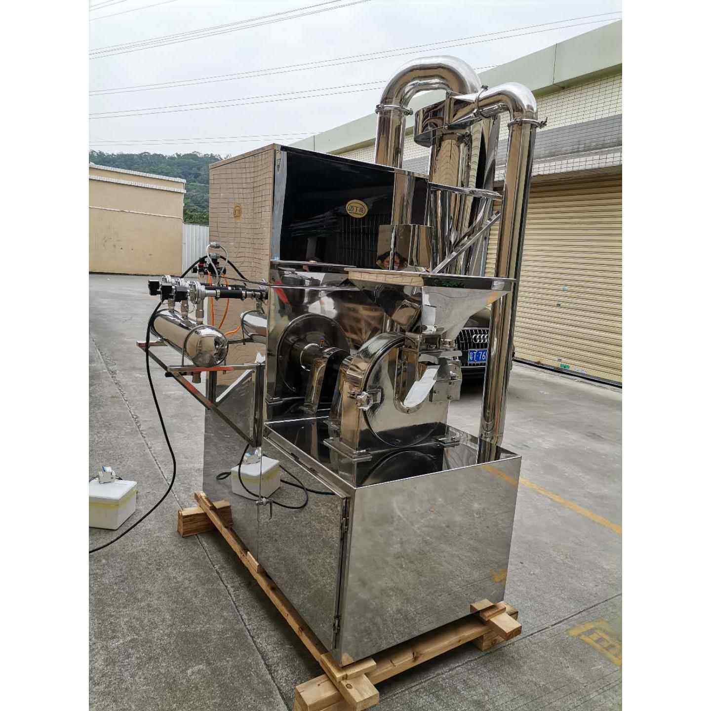 除尘研磨粉碎机干辣椒面打面机胡椒干姜脉冲除尘自动下料粉碎机