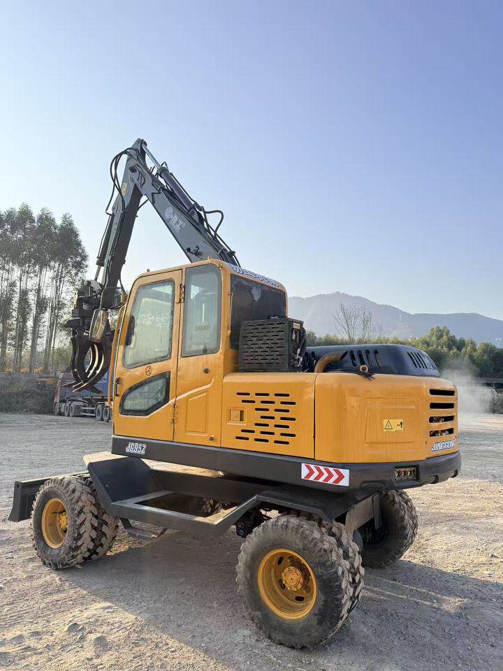 1月16日贺州劲工90轮式夹木机网络拍卖公告