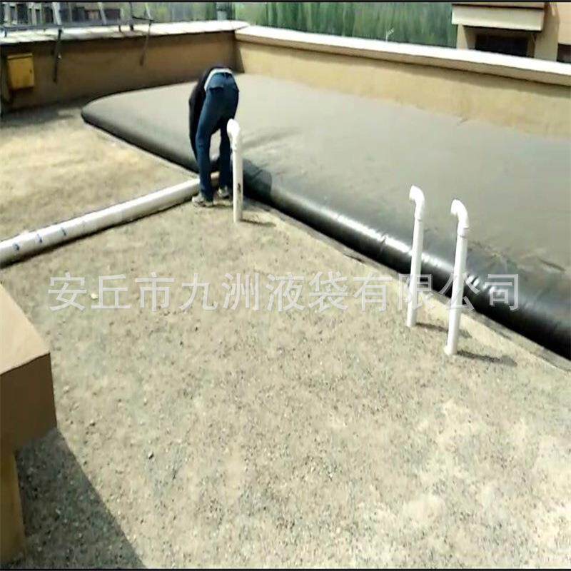 现货枕形水囊农业灌溉家用平房楼顶晒水袋洗澡用储水晒水袋