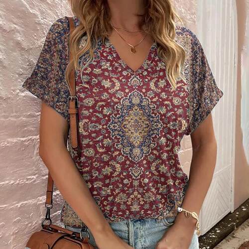 Printed women's short sleeved V-neck top T-shirt