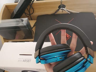 实力对比铁三角SR5和SR30BT哪个好？评测铁三角SR5和SR30BT优缺点区别是？