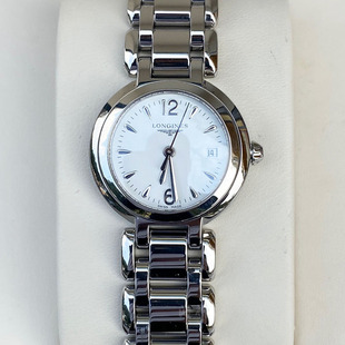 一口价98新浪琴心月系列26.5MM石英机芯女士腕表L8.110.4.16.6
