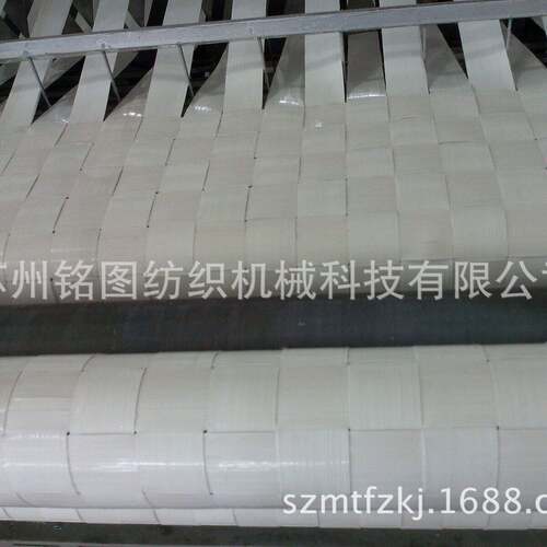 玻璃纤维，碳纤维，复合基材织机，新型编织机。