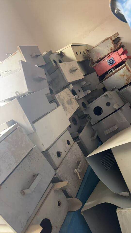 4月15日金华处置铜芯交流电源和60个电箱，打包处理（成交价为总价）可打发物流网络拍卖公告