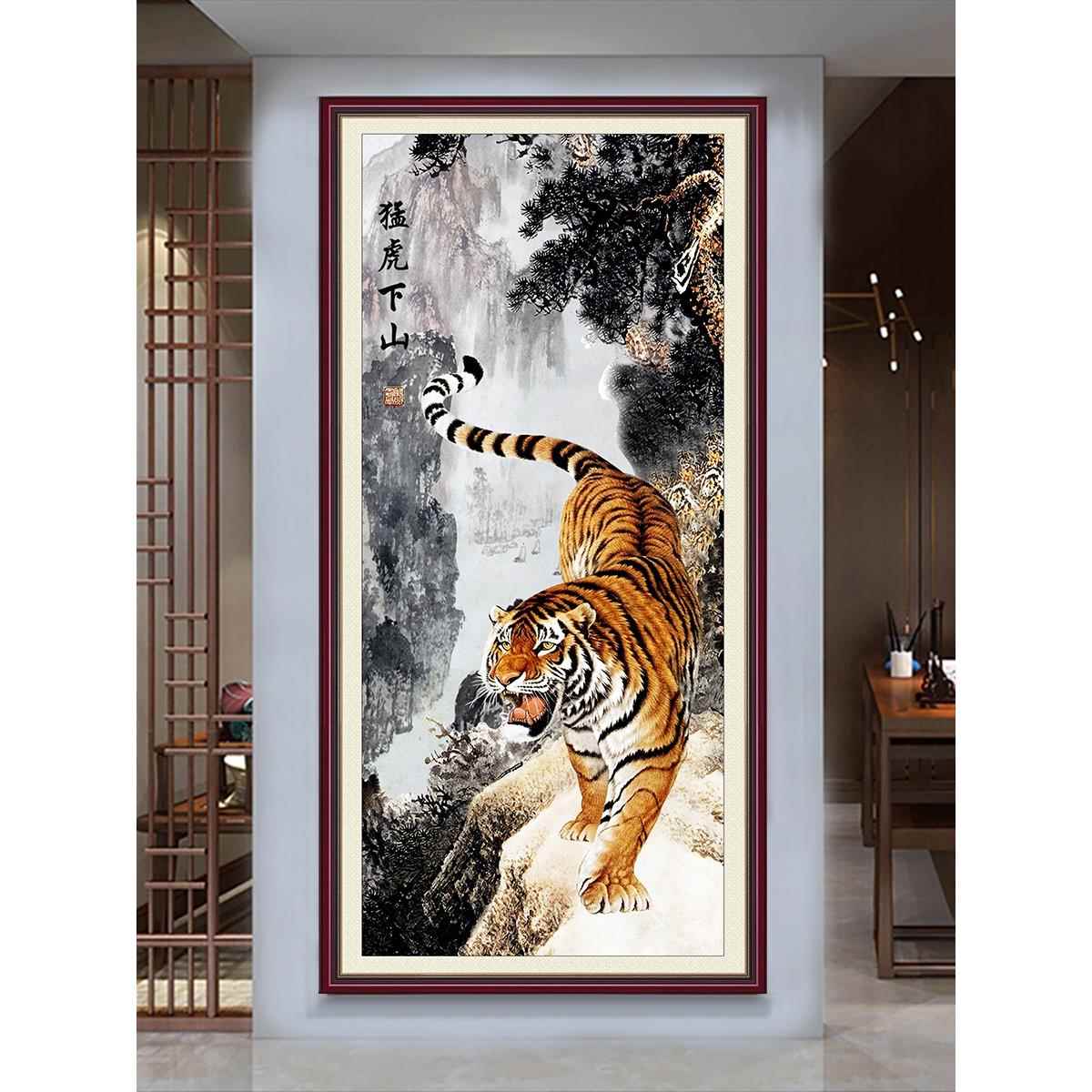 老虎下山壁画不干胶帆布墙面贴纸中国垂直景观入口入口装饰画老虎图片