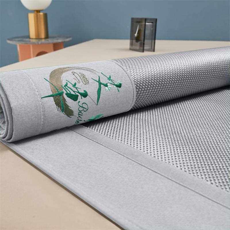 直销新款夏季艾草冰丝凉席三件套可水洗折叠夏天藤席竹席空调凉感